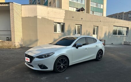 Mazda 3, 2015 год, 1 370 000 рублей, 2 фотография