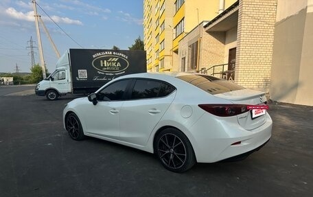 Mazda 3, 2015 год, 1 370 000 рублей, 4 фотография