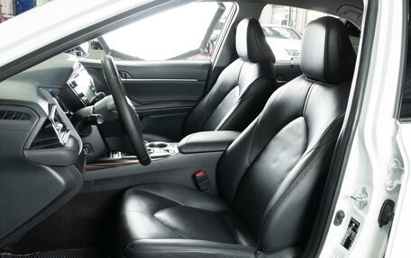 Toyota Camry, 2019 год, 2 449 000 рублей, 10 фотография