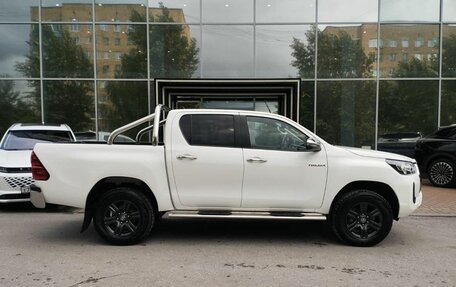 Toyota Hilux VIII, 2021 год, 3 699 000 рублей, 3 фотография