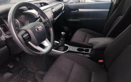 Toyota Hilux VIII, 2021 год, 3 699 000 рублей, 23 фотография