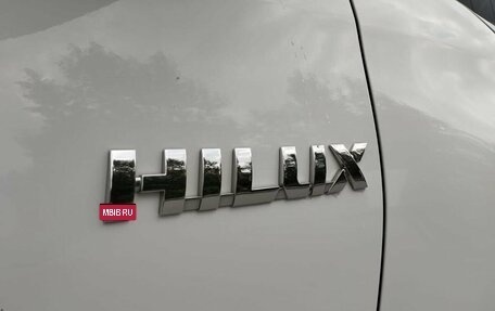 Toyota Hilux VIII, 2021 год, 3 699 000 рублей, 32 фотография
