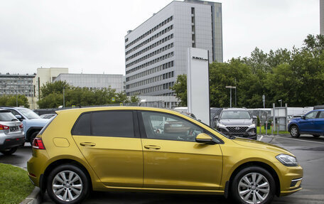 Volkswagen Golf VII, 2018 год, 2 200 000 рублей, 4 фотография