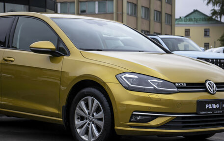 Volkswagen Golf VII, 2018 год, 2 200 000 рублей, 23 фотография