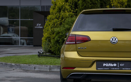 Volkswagen Golf VII, 2018 год, 2 200 000 рублей, 26 фотография
