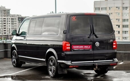 Volkswagen Caravelle T6 рестайлинг, 2017 год, 3 598 000 рублей, 4 фотография
