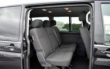 Volkswagen Caravelle T6 рестайлинг, 2017 год, 3 598 000 рублей, 10 фотография