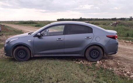 KIA Rio IV, 2019 год, 1 300 000 рублей, 1 фотография