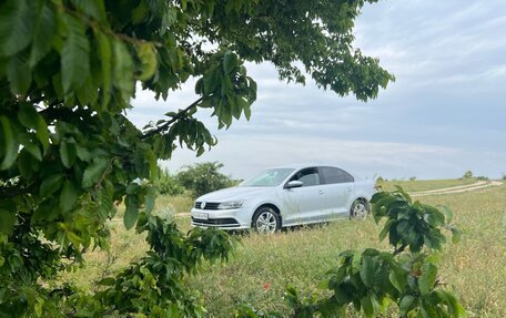 Volkswagen Jetta VI, 2015 год, 1 200 000 рублей, 4 фотография