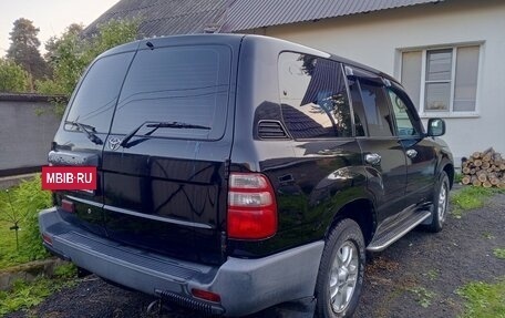 Toyota Land Cruiser 100 рестайлинг 2, 2004 год, 1 601 000 рублей, 2 фотография