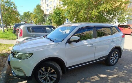Geely Atlas I, 2021 год, 1 650 000 рублей, 3 фотография