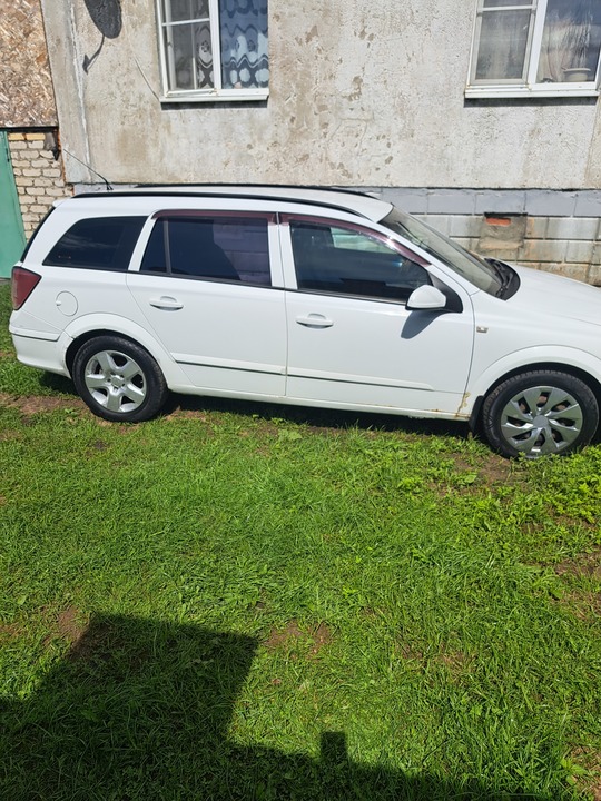 Opel Astra H рестайлинг, 2008 год, 310 000 рублей, 3 фотография