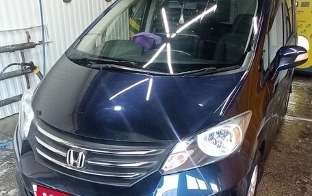 Honda Freed I, 2010 год, 940 000 рублей, 1 фотография