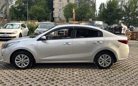 KIA Rio IV, 2018 год, 1 350 000 рублей, 1 фотография