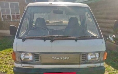 Toyota Town Ace III, 1989 год, 700 000 рублей, 9 фотография