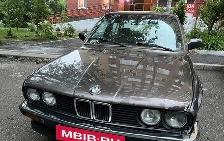 BMW 3 серия, 1987 год, 550 000 рублей, 4 фотография