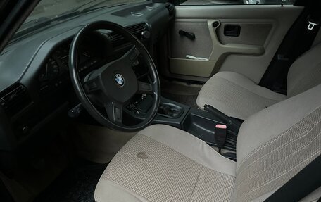 BMW 3 серия, 1987 год, 550 000 рублей, 11 фотография