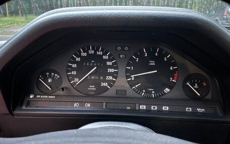 BMW 3 серия, 1987 год, 550 000 рублей, 13 фотография