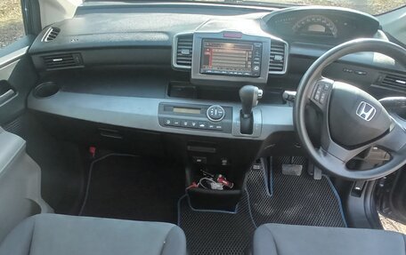 Honda Freed I, 2010 год, 940 000 рублей, 11 фотография
