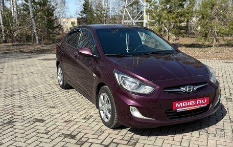 Hyundai Solaris II рестайлинг, 2011 год, 835 000 рублей, 5 фотография