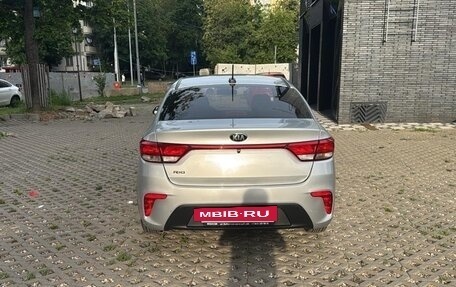KIA Rio IV, 2018 год, 1 350 000 рублей, 3 фотография