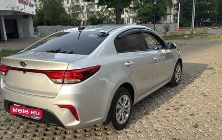 KIA Rio IV, 2018 год, 1 350 000 рублей, 4 фотография