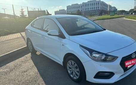 Hyundai Solaris II рестайлинг, 2019 год, 1 490 000 рублей, 3 фотография
