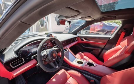 Porsche Taycan I, 2020 год, 12 000 000 рублей, 10 фотография