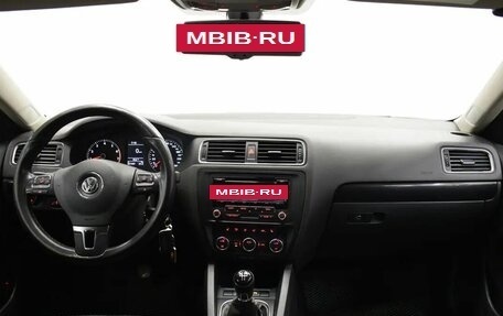Volkswagen Jetta VI, 2012 год, 840 000 рублей, 5 фотография