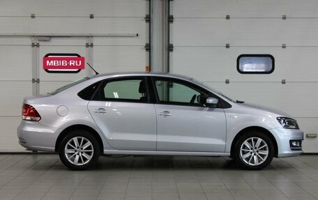 Volkswagen Polo VI (EU Market), 2016 год, 1 080 000 рублей, 4 фотография