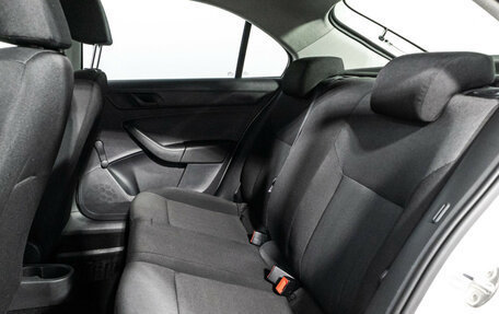 Skoda Rapid I, 2015 год, 649 898 рублей, 10 фотография