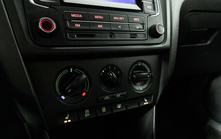 Skoda Rapid I, 2015 год, 649 898 рублей, 15 фотография