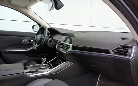 BMW 3 серия, 2021 год, 3 375 000 рублей, 13 фотография
