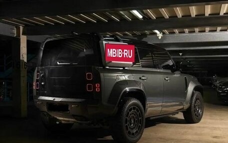 Land Rover Defender II, 2025 год, 23 200 000 рублей, 3 фотография
