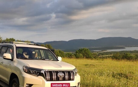 Toyota Land Cruiser Prado 150 рестайлинг 2, 2019 год, 5 900 000 рублей, 4 фотография