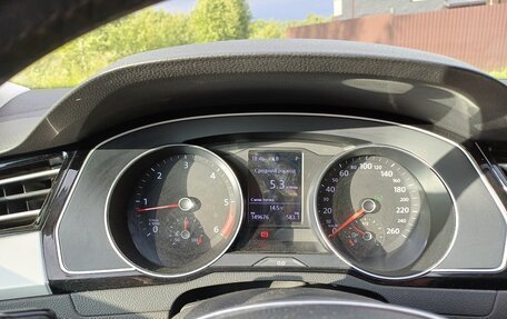 Volkswagen Passat B8 рестайлинг, 2017 год, 1 550 000 рублей, 9 фотография
