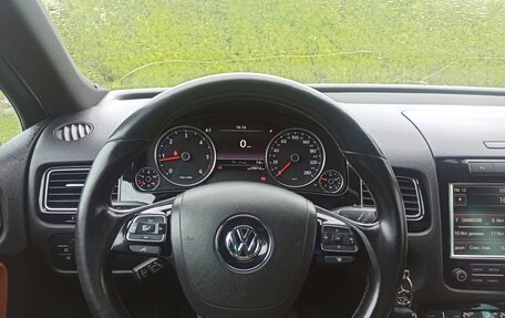 Volkswagen Touareg III, 2014 год, 2 800 000 рублей, 3 фотография