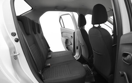 Renault Logan II, 2017 год, 789 000 рублей, 16 фотография