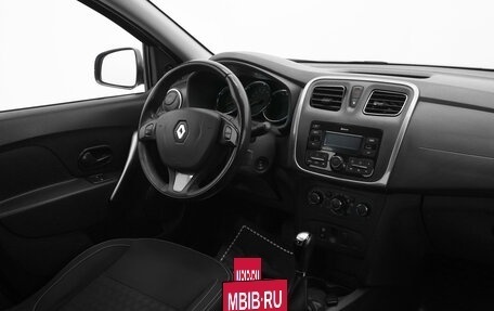 Renault Logan II, 2017 год, 789 000 рублей, 12 фотография
