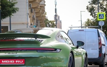Porsche 911, 2020 год, 31 000 000 рублей, 31 фотография