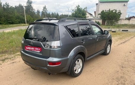 Mitsubishi Outlander III рестайлинг 3, 2011 год, 950 000 рублей, 5 фотография