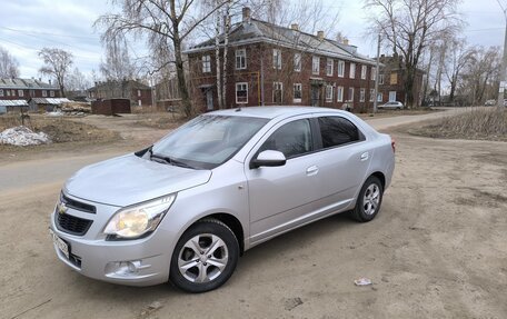 Chevrolet Cobalt II, 2013 год, 600 000 рублей, 2 фотография