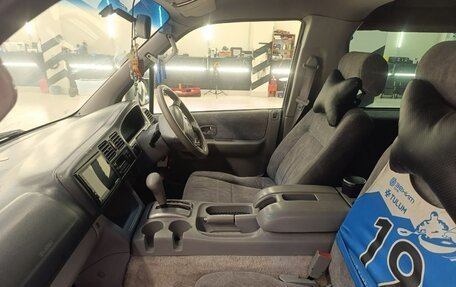 Mazda Bongo Friendee i рестайлинг, 2004 год, 650 000 рублей, 17 фотография