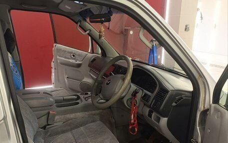Mazda Bongo Friendee i рестайлинг, 2004 год, 650 000 рублей, 36 фотография