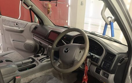 Mazda Bongo Friendee i рестайлинг, 2004 год, 650 000 рублей, 38 фотография