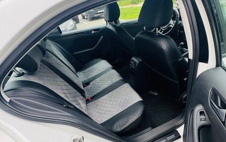 Volkswagen Jetta VI, 2015 год, 800 000 рублей, 4 фотография