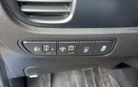 KIA Rio IV, 2017 год, 1 300 000 рублей, 9 фотография