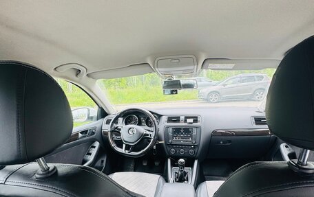 Volkswagen Jetta VI, 2015 год, 800 000 рублей, 5 фотография