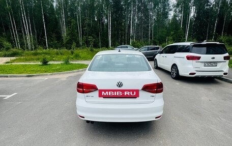 Volkswagen Jetta VI, 2015 год, 800 000 рублей, 3 фотография