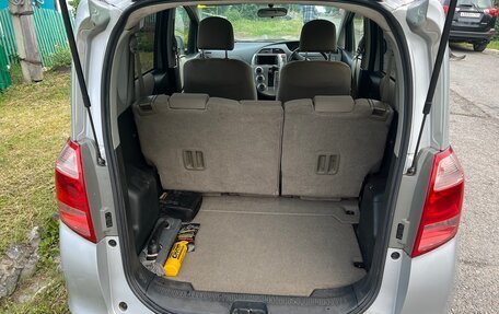 Toyota Ractis I, 2007 год, 570 000 рублей, 9 фотография